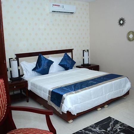 Rightgate Hotel Лагос Экстерьер фото